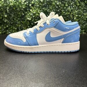 Nike Air Jordan 1 Low SE Shoes Kids Size 5 Y Blue And White Glossy